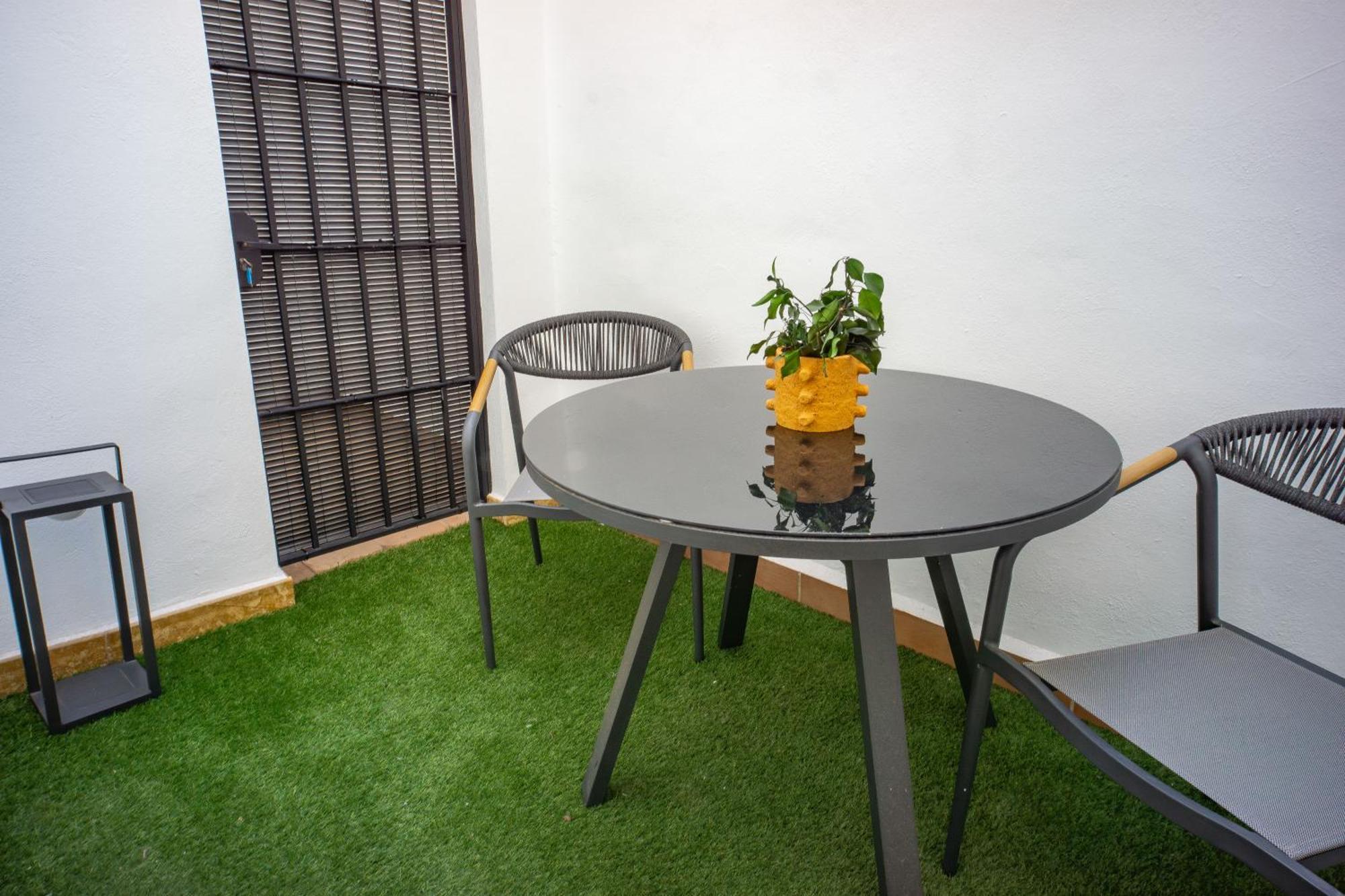 Bubu - Apartamentos En El Centro Málaga Kültér fotó