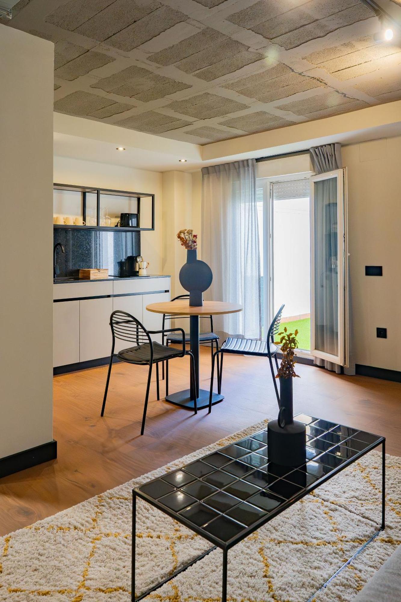 Bubu - Apartamentos En El Centro Málaga Kültér fotó
