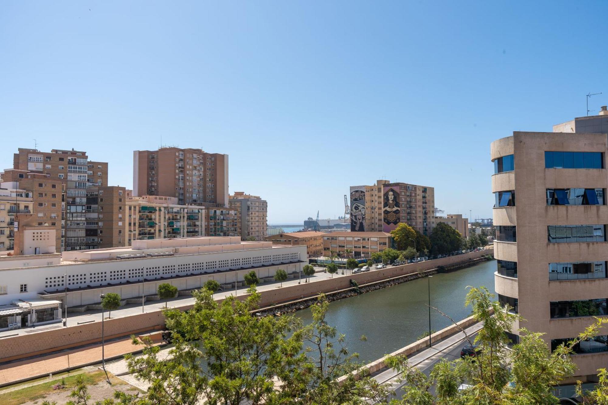 Bubu - Apartamentos En El Centro Málaga Kültér fotó