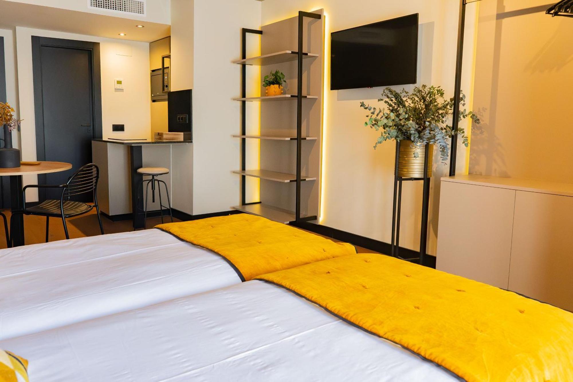 Bubu - Apartamentos En El Centro Málaga Kültér fotó