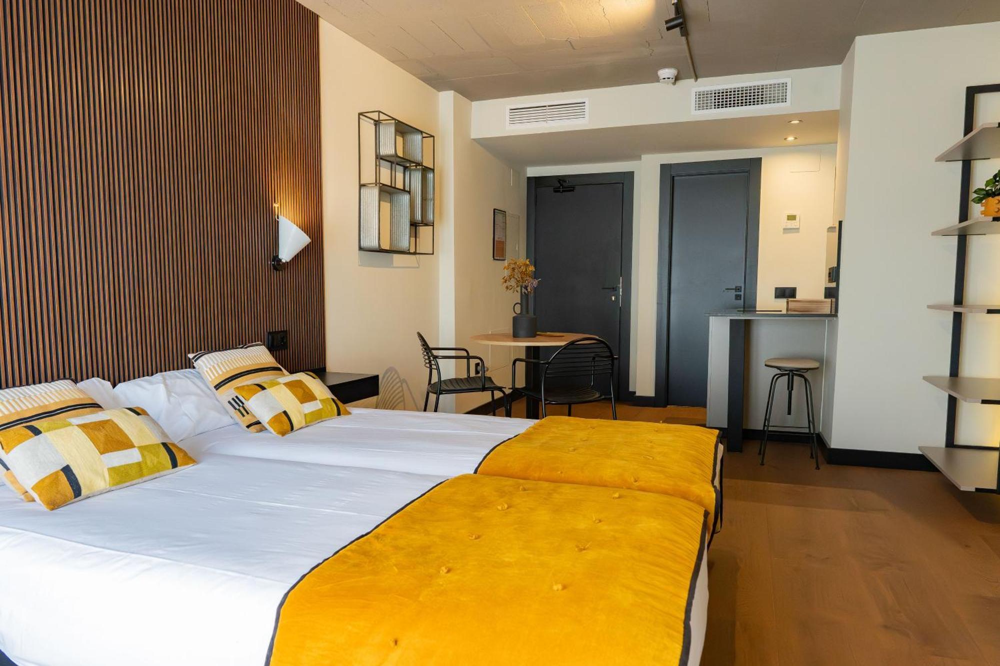 Bubu - Apartamentos En El Centro Málaga Kültér fotó